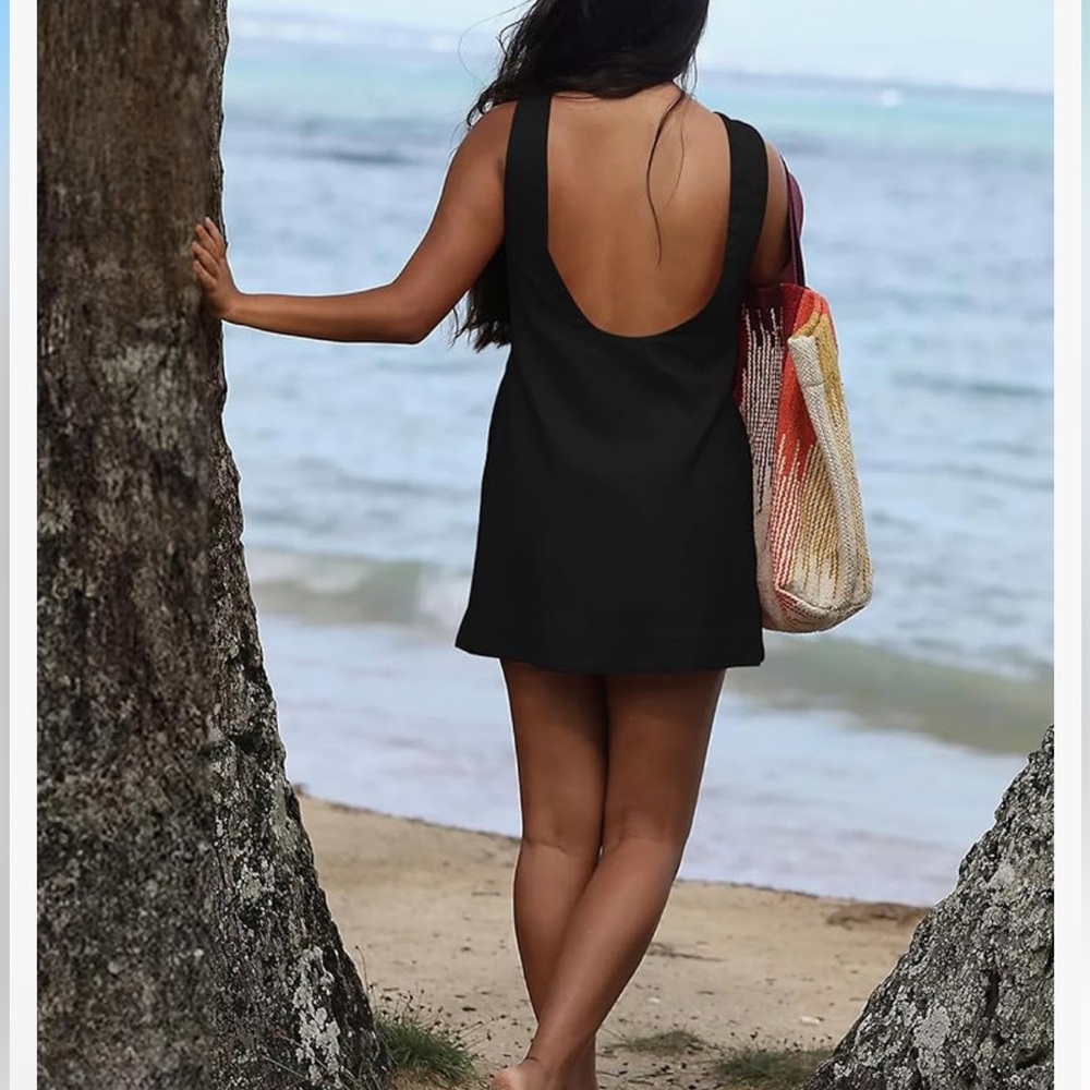 Cupshe NWT S (M good) Black Sleeveless backless tee shirt mini Dress coverup